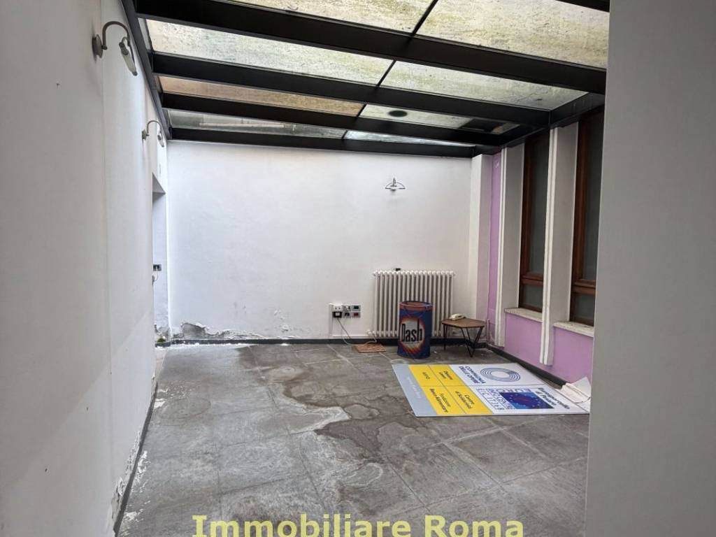 ufficio in vendita a Pesaro