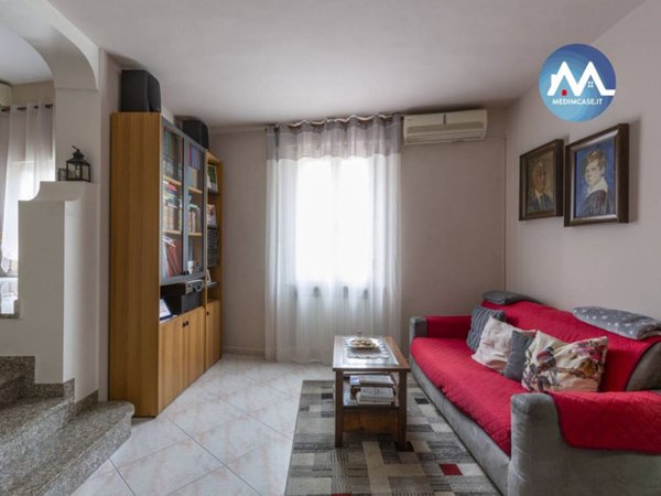 casa indipendente in vendita a Pesaro in zona Centro Città
