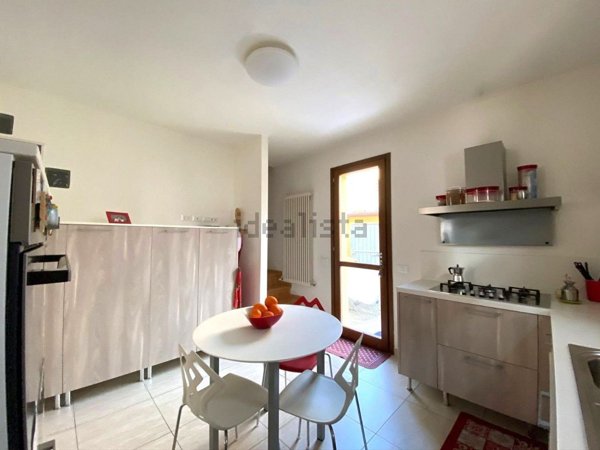 casa indipendente in vendita a Pesaro in zona Villa Fastiggi