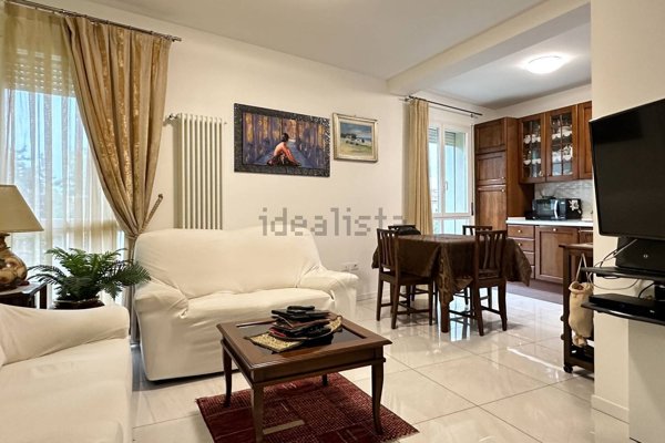 appartamento in vendita a Pesaro in zona Mare