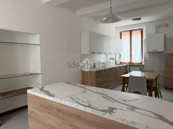 appartamento in vendita a Pesaro in zona Centro Città