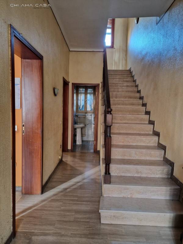 casa indipendente in vendita a Pesaro in zona Soria
