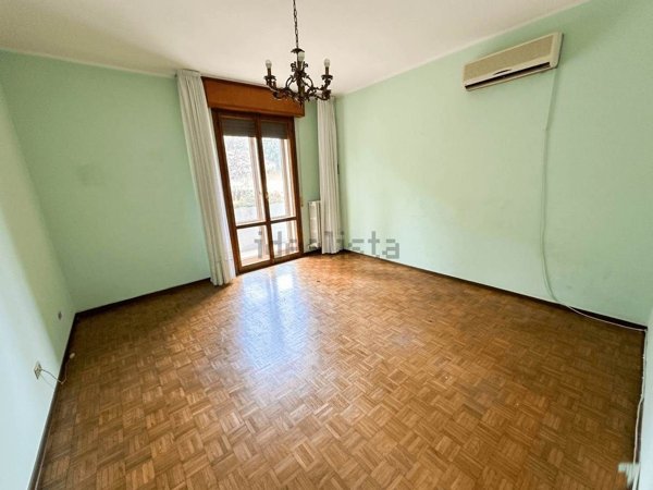 appartamento in vendita a Pesaro in zona Vismara