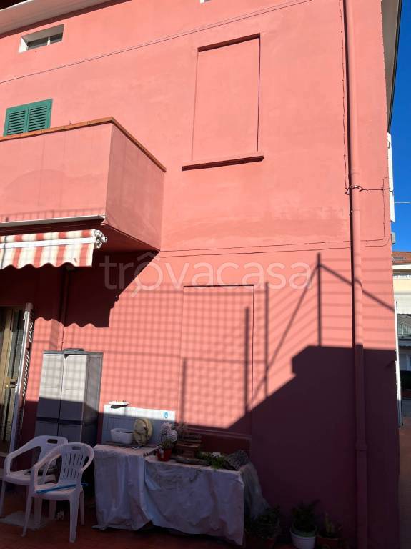casa indipendente in vendita a Pesaro in zona Soria