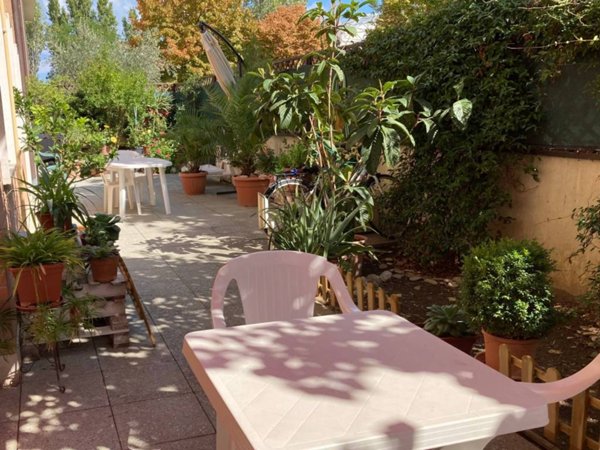 appartamento in vendita a Pesaro in zona Mare