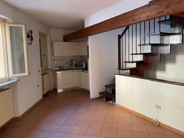 appartamento in vendita a Pesaro in zona Centro Città