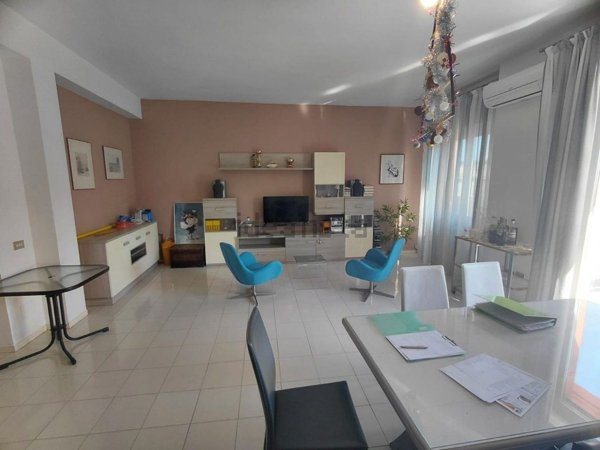 appartamento in vendita a Pesaro in zona Loreto