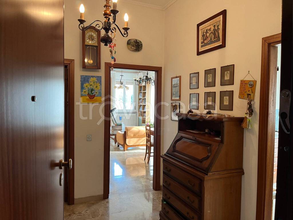 appartamento in vendita a Pesaro in zona Montegranaro
