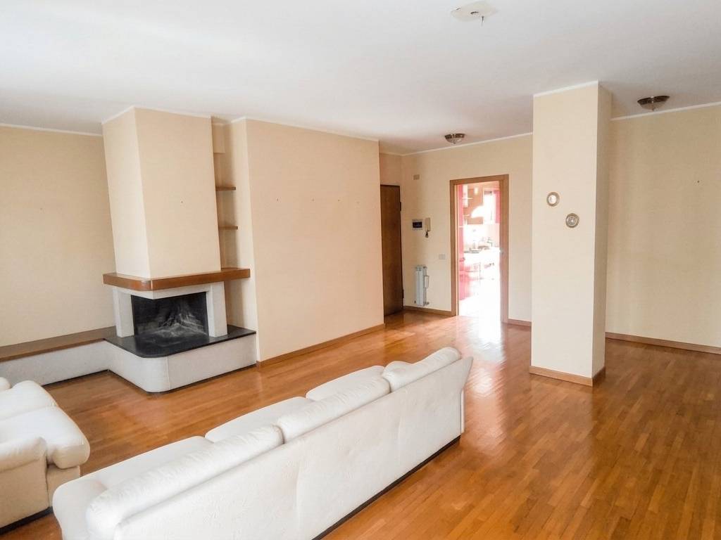 appartamento in vendita a Pesaro in zona Pantano