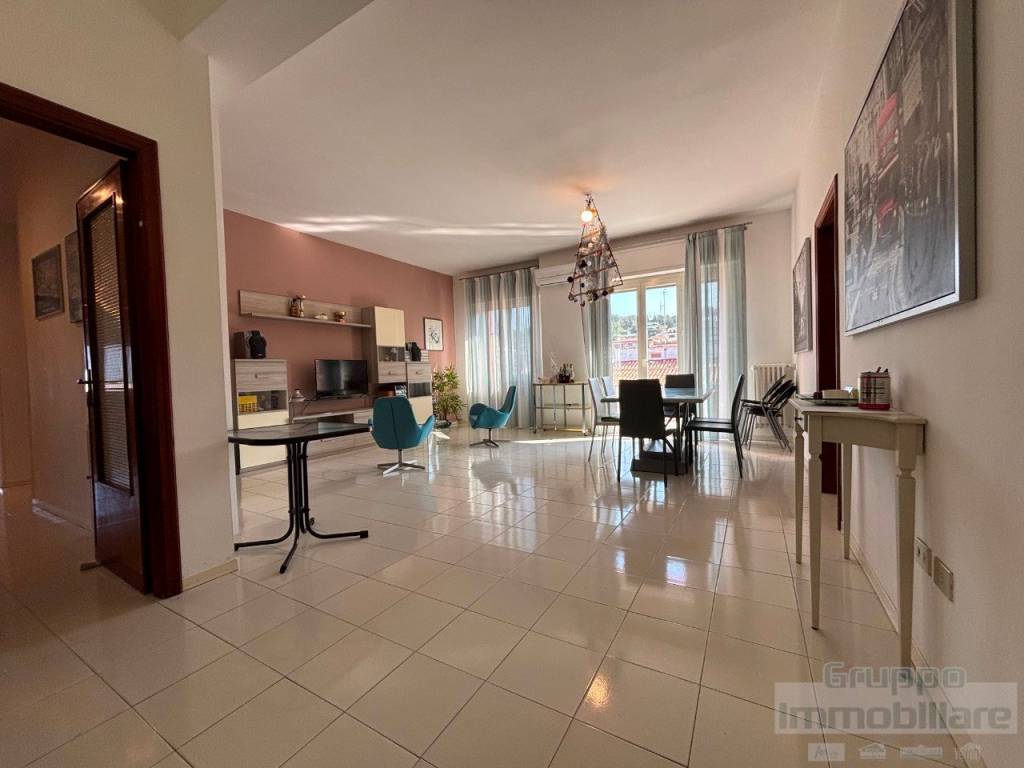 appartamento in vendita a Pesaro in zona Loreto