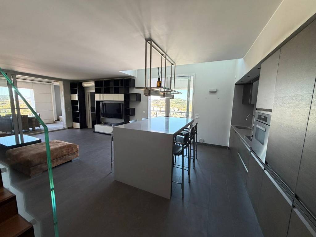 appartamento in vendita a Pesaro in zona Soria