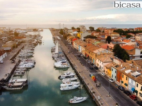 appartamento in vendita a Pesaro in zona Porto
