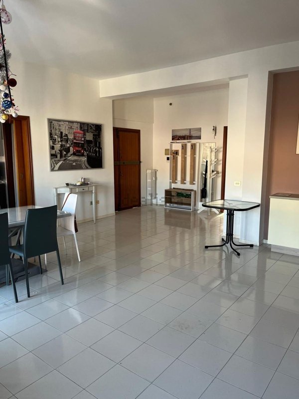 appartamento in vendita a Pesaro in zona Montegranaro