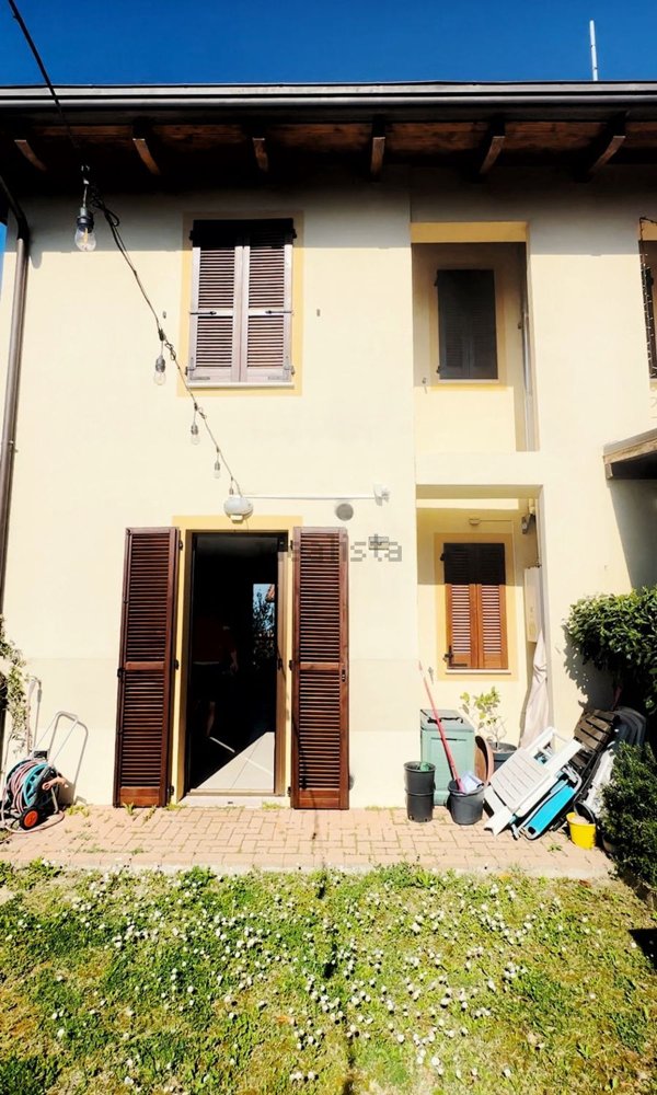 casa indipendente in vendita a Pesaro in zona Monteciccardo