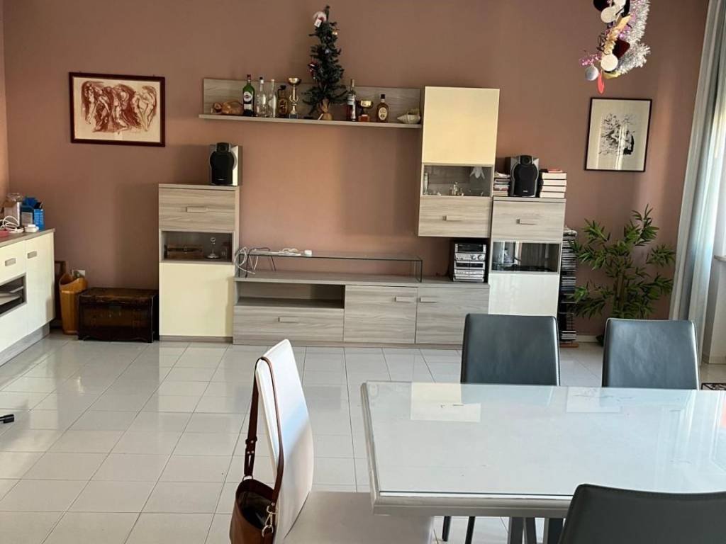 appartamento in vendita a Pesaro in zona Loreto