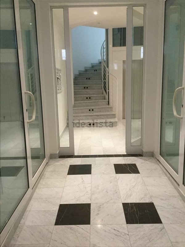 appartamento in vendita a Pesaro in zona Centro Città