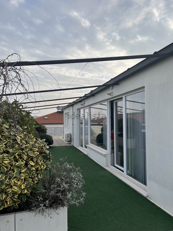 appartamento in vendita a Pesaro in zona Mare