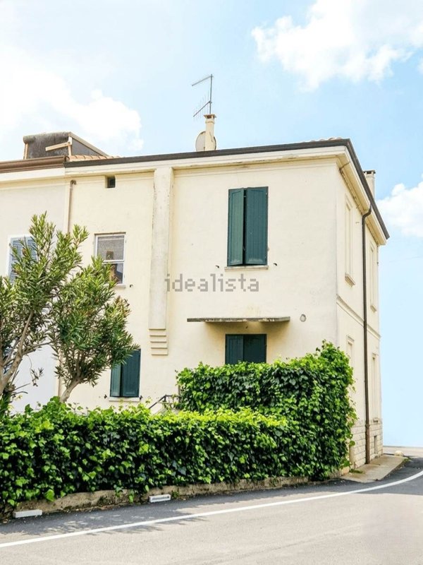 casa semindipendente in vendita a Pesaro in zona Soria