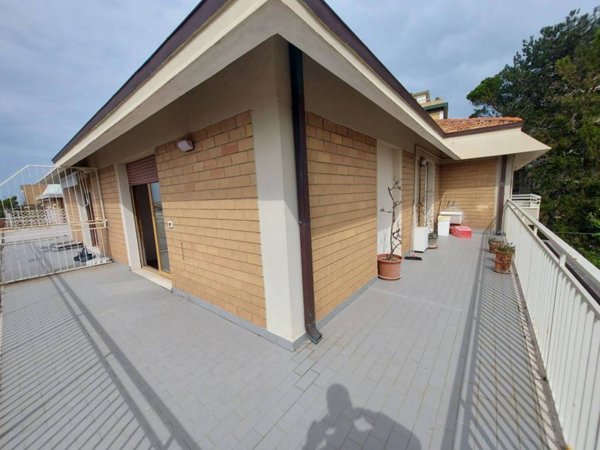 appartamento in vendita a Pesaro in zona Montegranaro