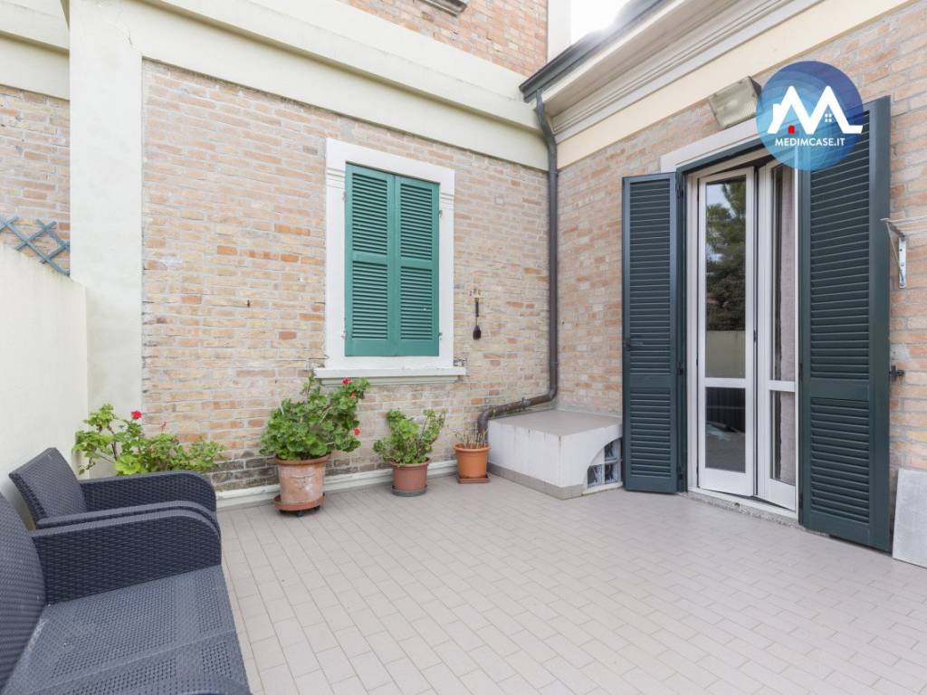 casa indipendente in vendita a Pesaro in zona Loreto