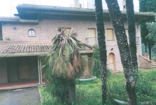casa indipendente in vendita a Pesaro