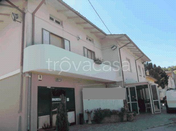 casa indipendente in vendita a Pesaro in zona Santa Veneranda