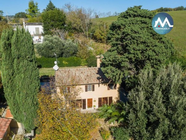 casa indipendente in vendita a Pesaro in zona San Bartolo