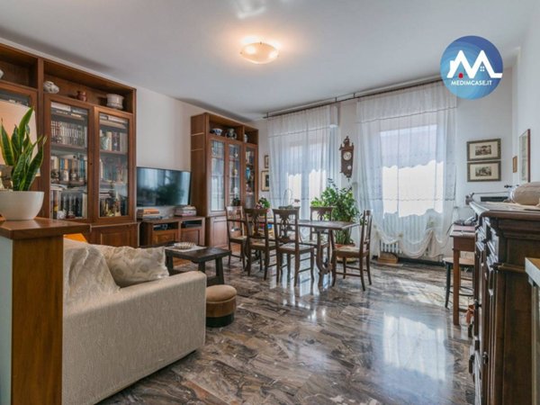 appartamento in vendita a Pesaro in zona Mare