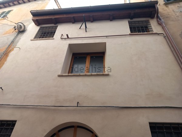 casa indipendente in vendita a Pesaro in zona Centro Città