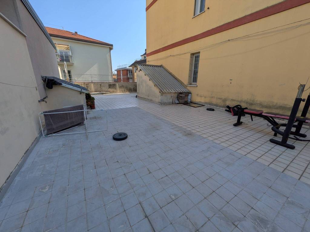 appartamento in vendita a Pesaro in zona Mare