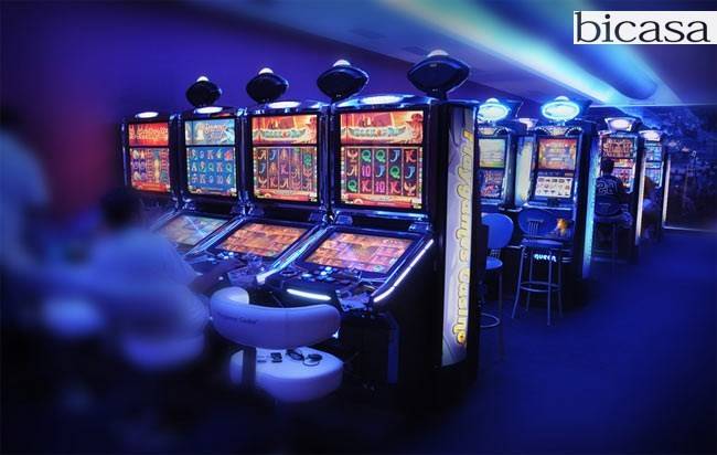 negozio in vendita a Pesaro in zona Mare