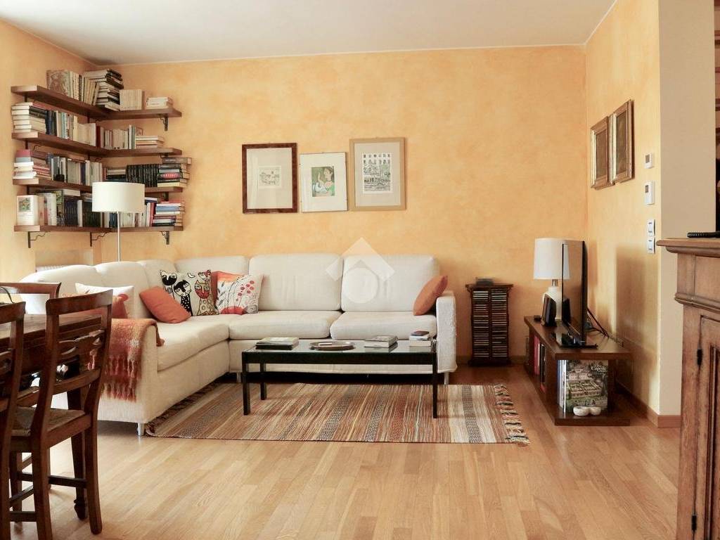 casa indipendente in vendita a Pesaro in zona Centro Città