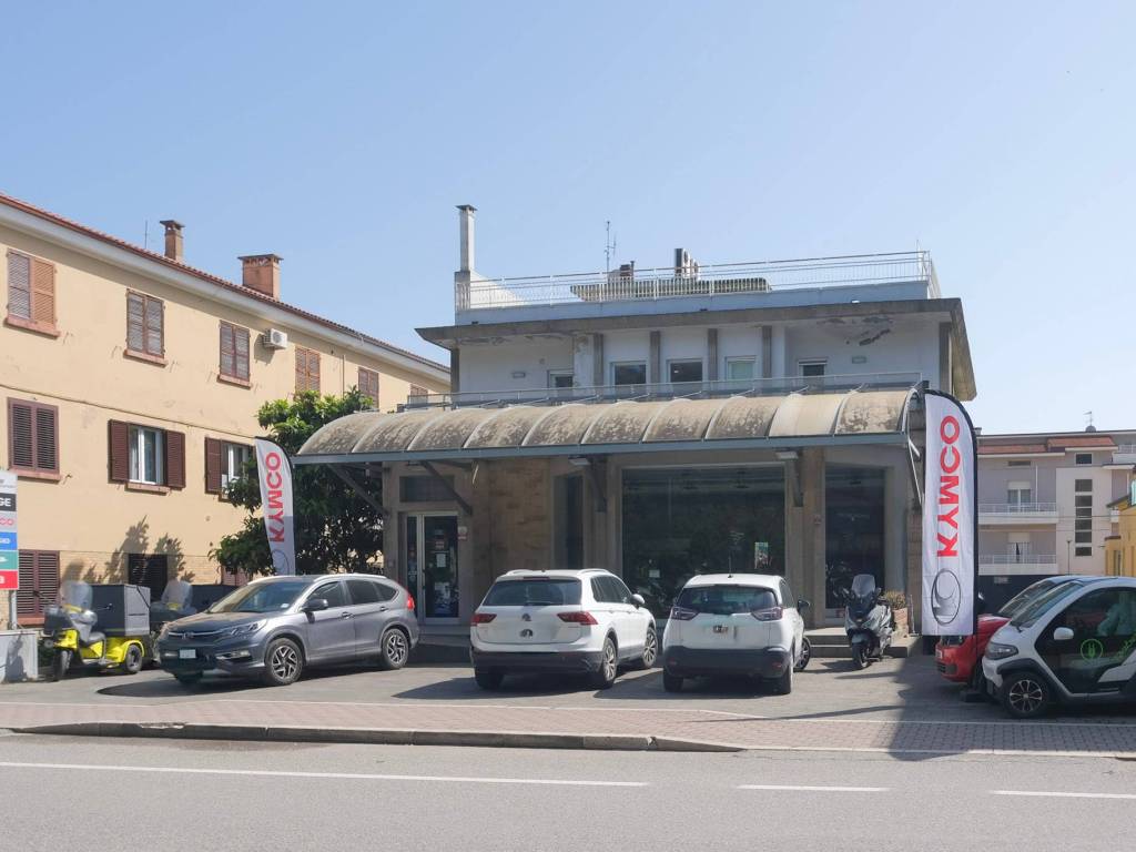 negozio in vendita a Pesaro in zona Soria