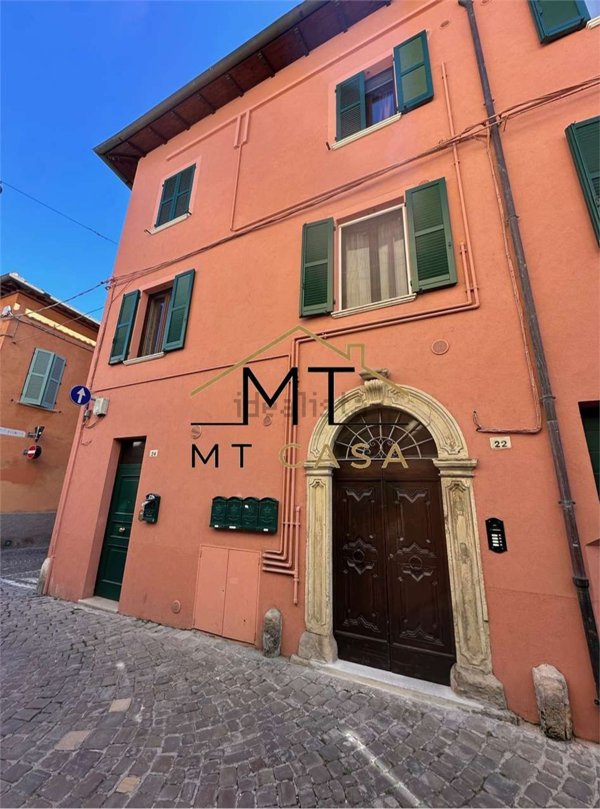 appartamento in vendita a Pesaro in zona Centro Città