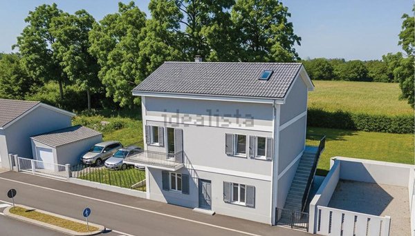 appartamento in vendita a Pesaro in zona Mare