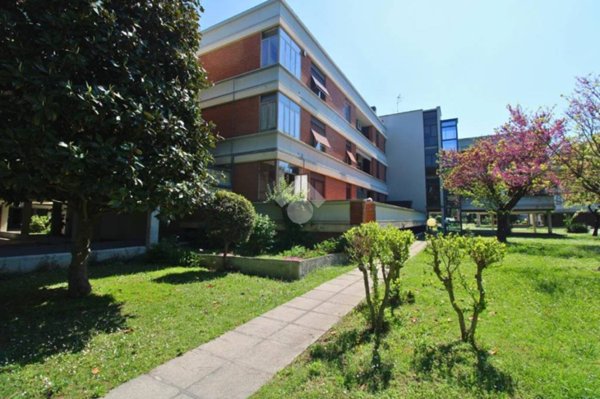 appartamento in vendita a Pesaro in zona Santa Veneranda