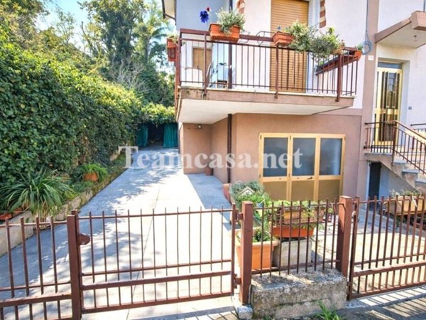 appartamento in vendita a Pesaro in zona Muraglia