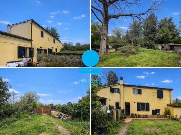 casa indipendente in vendita a Pesaro in zona Candelara