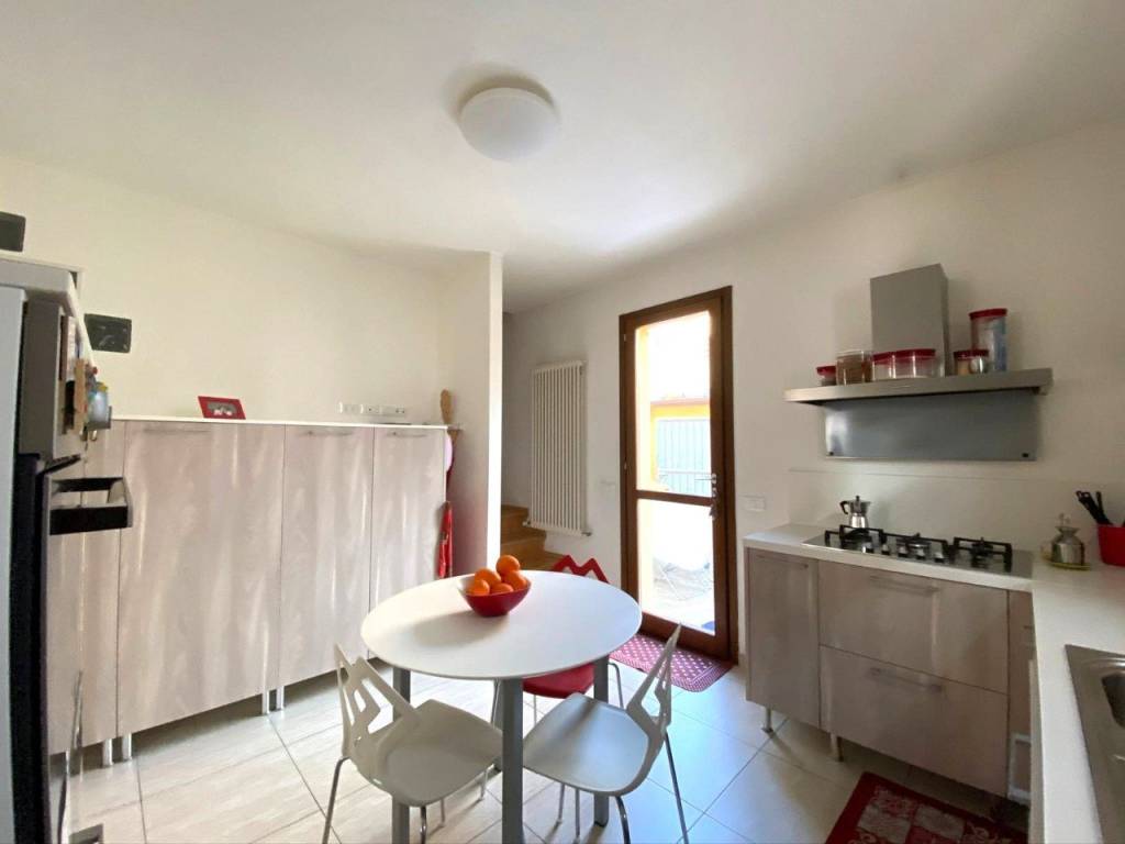 casa indipendente in vendita a Pesaro in zona Villa Fastiggi