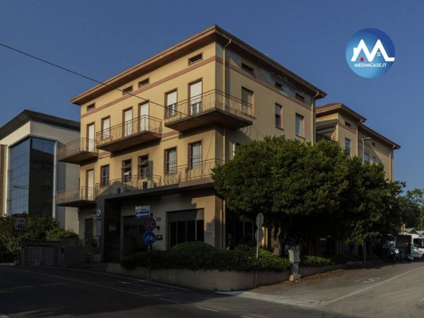 appartamento in vendita a Pesaro in zona Centro Città