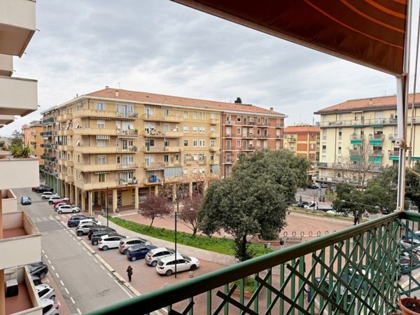 appartamento in vendita a Pesaro in zona Montegranaro