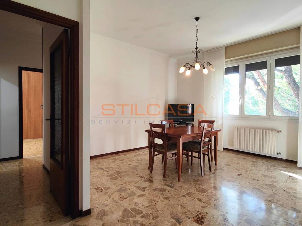 appartamento in vendita a Pesaro in zona Santa Veneranda