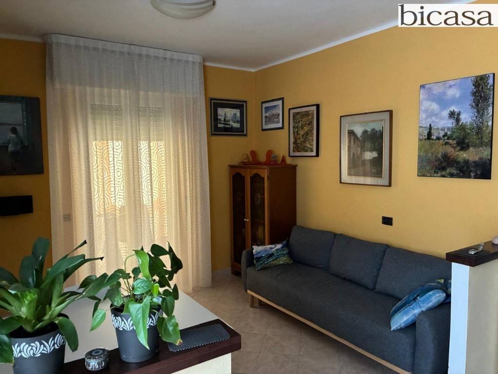 appartamento in vendita a Pesaro in zona Pantano