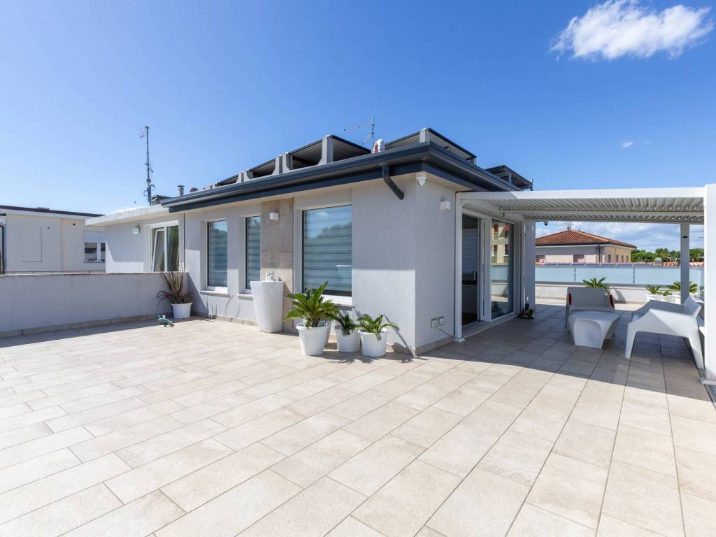 appartamento in vendita a Pesaro in zona Pantano