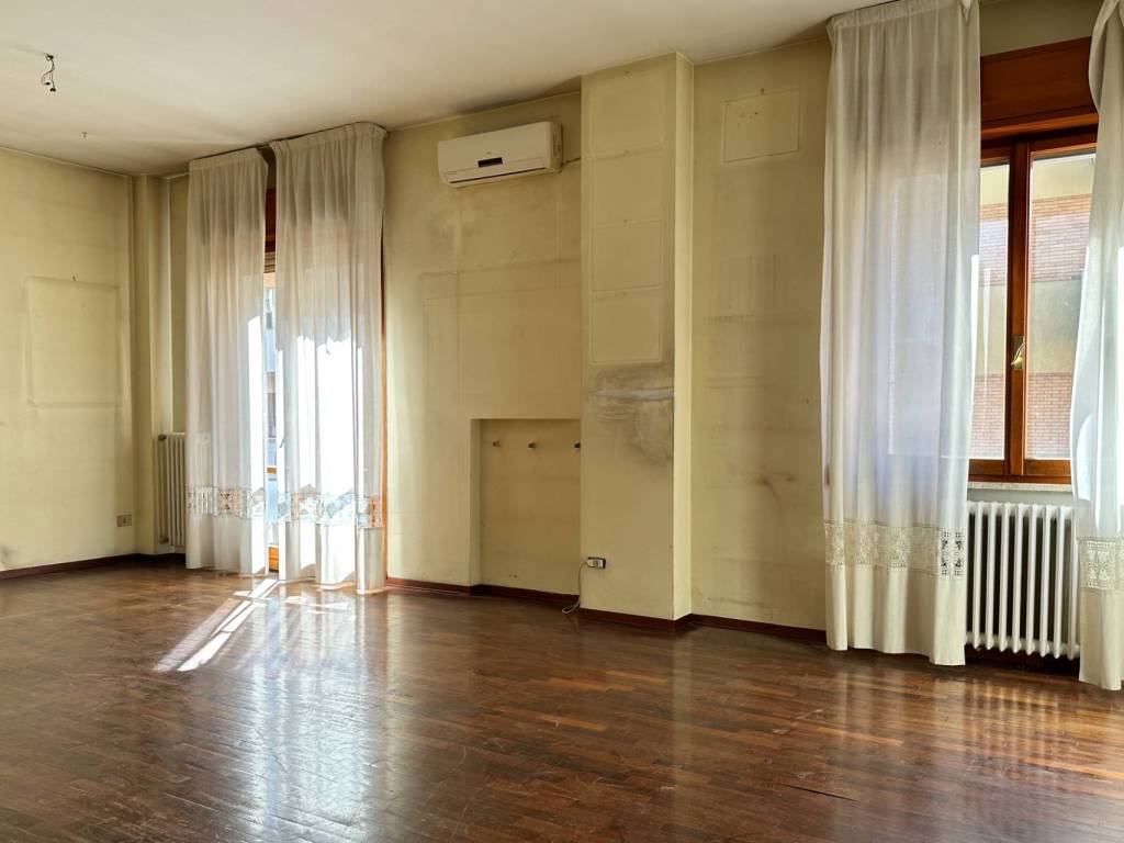 appartamento in vendita a Pesaro in zona Muraglia