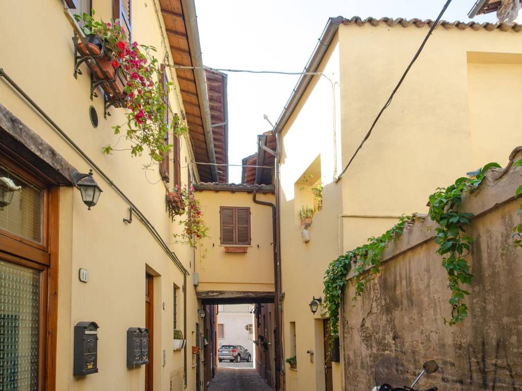 appartamento in vendita a Pesaro in zona Centro Città