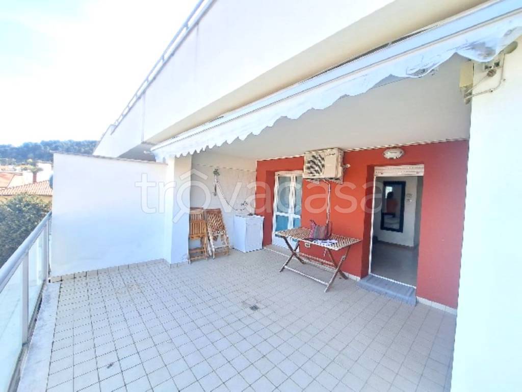 appartamento in vendita a Pesaro in zona Baia Flaminia