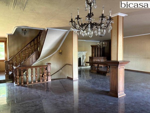 casa indipendente in vendita a Pesaro in zona Trebbiantico