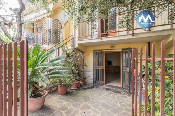 casa indipendente in vendita a Pesaro in zona Mare