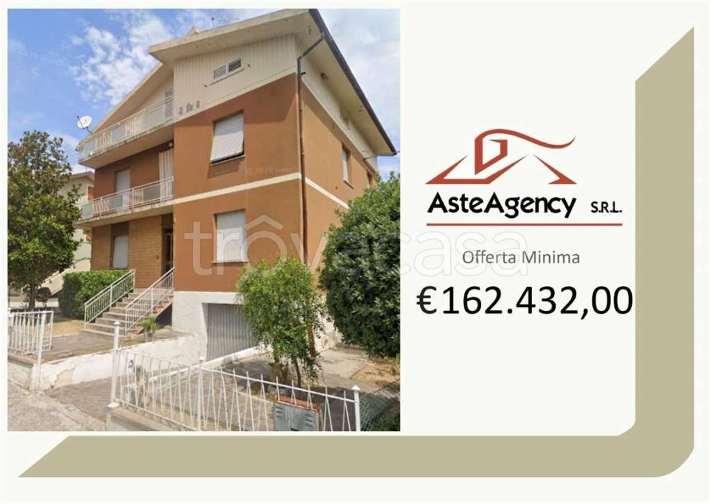 appartamento in vendita a Pesaro in zona Borgo Santa Maria